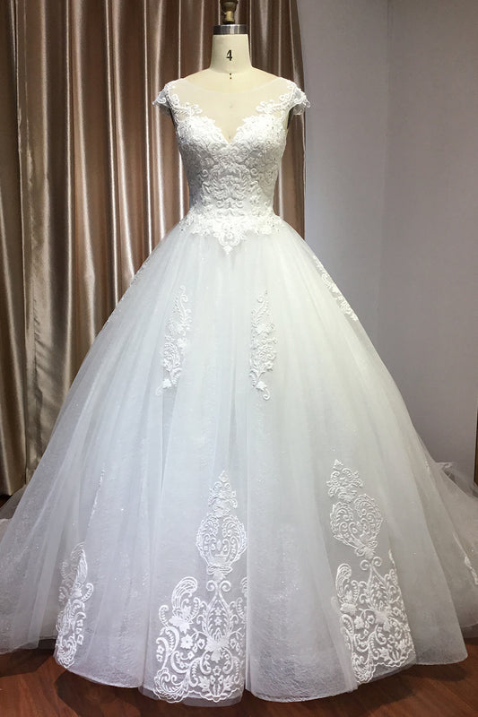 Elegantes Ballkleid-Hochzeitskleid aus transparentem Tüll mit Flügelärmeln, Spitze und V-Ausschnitt