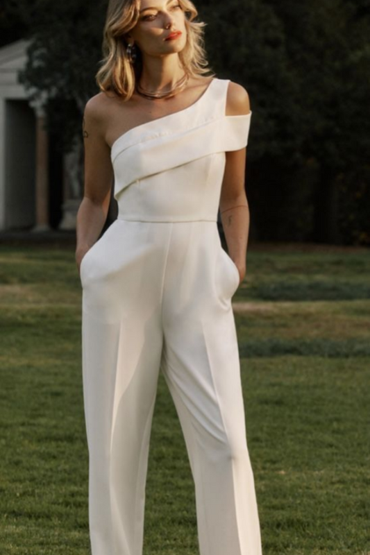 Weißer asymmetrischer One-Shoulder-Jumpsuit für Damen